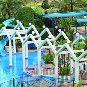 vive-benalmadena-benal-beach-102-parque-acuatico-playa-100m.es-andalucia.com/